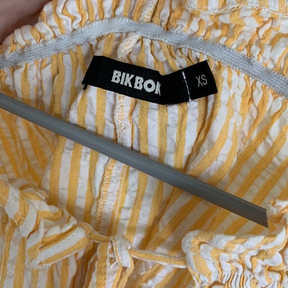 Striped Off the Shoulder Top - Picture 4 of 4